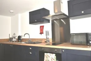 Donington Cottage Apt 5 - Image 2