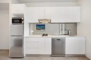 Bondi Beach Studios Suite 1 - Image 3
