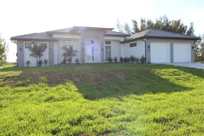 Oldfields Paradise - Image 2