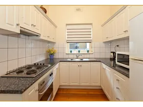 Fairholme Apartment - Image 4
