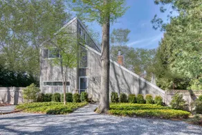 Walk to Water, Pool, Perfect Family Retreat! - Image 3