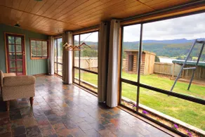 Cradle Mountain lakeside Homestead - Image 4