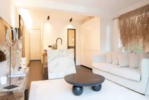 Gulf of St Tropez luxury suite 100 m from the beach - Image 4