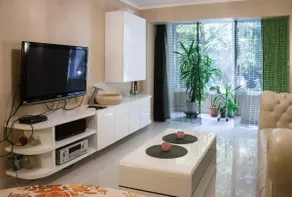 Shopping Malls Apartment 4 - Image 3