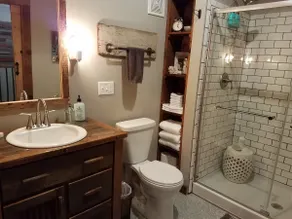 The BarnWood Company Guest House - Image 2