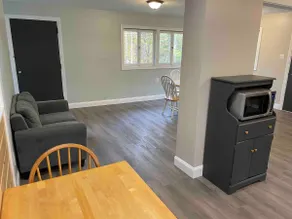 Trailside Getaway! Newly renovated 5bdrm 16+ guest - Image 4