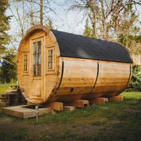 Incredible private bubble spa barrel - Image 3