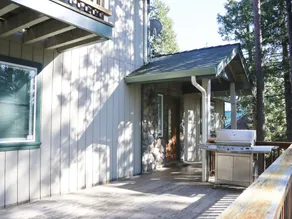 Pinecrest Mountain Retreat-EV charger, fast Wi-Fi - Image 5