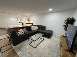 🌟 Trendy & Private Basement Studio 🌟 - Image 3