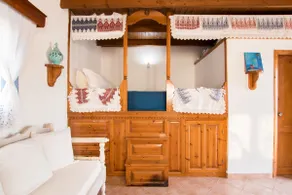 Proni Villa - Image 4