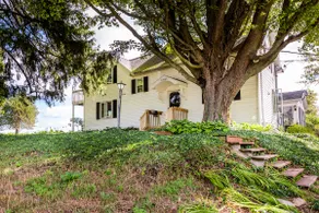 Round Barn Estate: Escape to the Vineyard! - Image 2