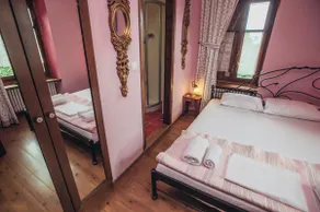 Ellis Full Guest House - Image 2