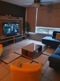 Entire apt. 3 bedrooms, 2 bathrooms. Shopping mall. - Image 4
