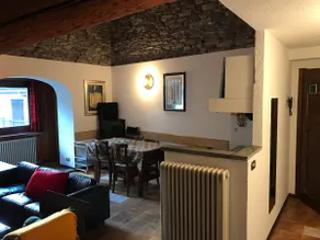 Magnifique loft 2 chambres avec jardin et mont. Vue blanche - Image 3