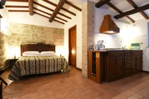 Charming and cozy studio apartment - Image 2