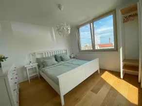 Rooftop Apartment 15min to downtown & free Parking - Image 5