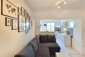 Mel's Place - Image 3