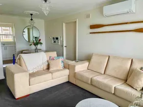 Riverside Retreat … with beautiful water views - Image 4