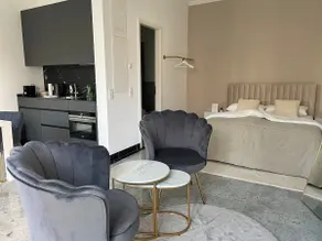 Studio apartment near Sanssouci with lake access - Image 4