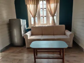 Sunny Apartment - Image 4