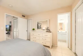 The Retreat 3 - Wilton Manors - Image 3