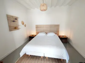 Charming apartment in the city center. - Image 2