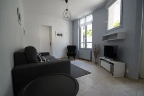 La Petite Madame - Image 5