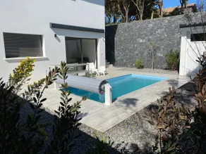 T2 private heated pool, walking distance to SurfGolf 4* - Image 2