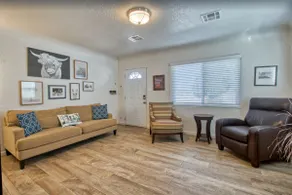 Adorable 2 BR Home in the heart of Las Cruces - Image 3