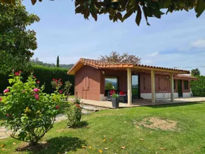 Charming wooden house near Santiago - Image 4
