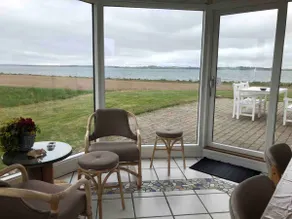 Cottage on Venø with a first-row view of the fjord - Image 5