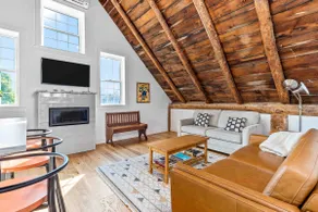 Stillwood Loft - Image 2