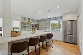 Modern home close to Moody Center, Mueller, & DT - Image 2
