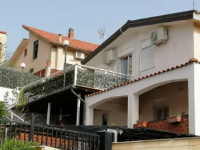 Casa de campo junto al mar en residencia - Image 3