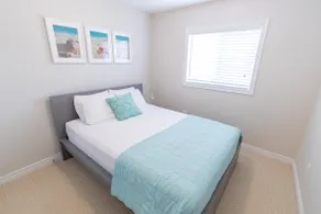 *5 Star Crystal Beach Lake Erie, Niagara Region, 3BR 10 min walk to beach, shops - Image 5