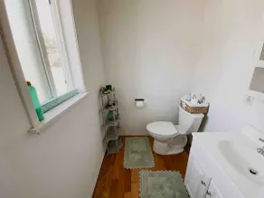 Pet Friendly In-Law Suite- Near Beach + EV Charger - Image 5