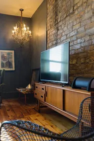The Palatial - 1500 sq feet of amazing space. - Image 3