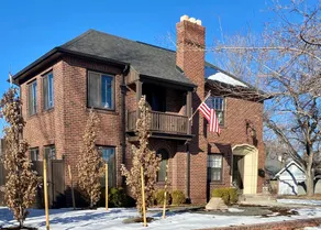 Colorful, Cozy Cherry Creek North Basement Apt - Image 4