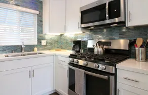 Renovated Cottage, Private Yard, 2 blocks to Beach - Image 4