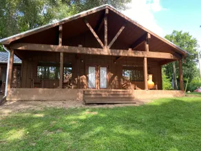 The Waters Edge is a beautiful 3 bed 1 loft Cabin - Image 4
