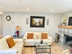 *SAINTJOHNS COURT*- COZY&CLEAN- Centrally located - Image 3