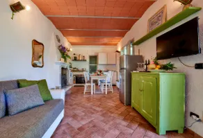 Little house in the woods•Hot tub•Sauna•AC•near Varenna - Image 5