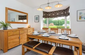 Woodlea House with Free Parking - Image 3
