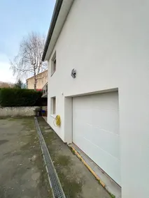 Superb apartment with free parking on site - Image 4