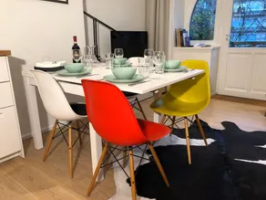 Charming Uccle Apartment with City Views - Image 5