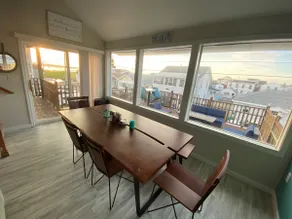 Luxury Beach House Sleeps 16. Steps from the Sand. - Image 5