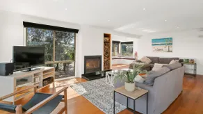 The Deck House - Image 2