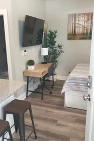 Amazing Little Studio minutes fromAirport/Downtown - Image 4