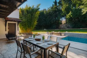 Villa with POOL and big garden - Image 4