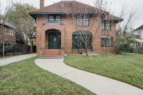 Gorgeous 4BD Home in Central Houston - Med Center - Image 2